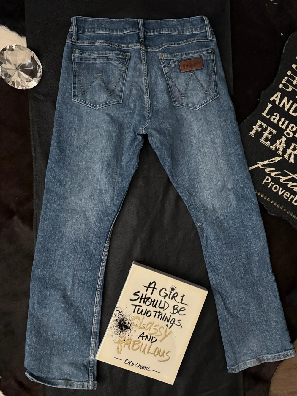 Wrangler Men's Slim Straight Faded Blue Jeans